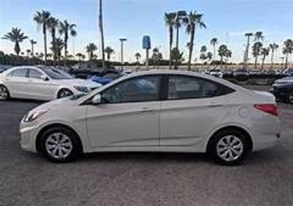 https://www.quickdrive.ae/uploads/2021/02/12/hyundai-accent.jpg