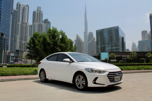 https://www.quickdrive.ae/uploads/2021/02/12/hyundai-elantra.jpg